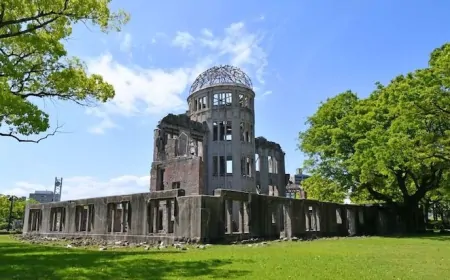 広島平和記念公園と平和記念資料館を巡る