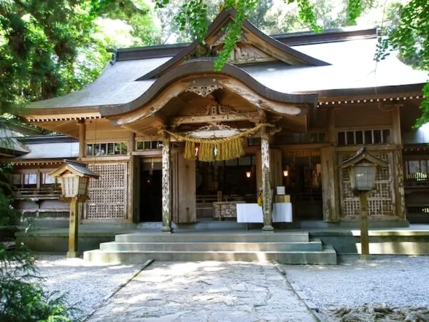 Khám phá Kagura đêm mê hoặc tại đền Takachiho