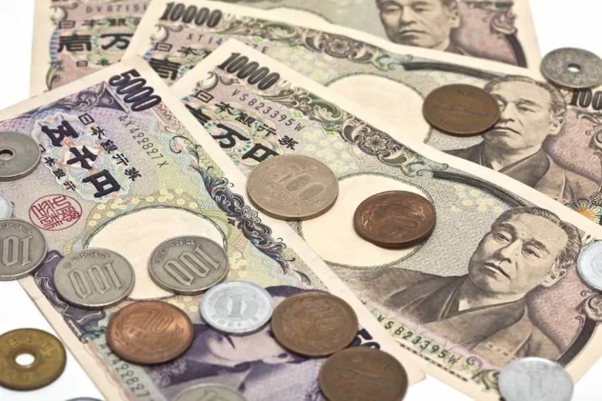 Currency in Japan