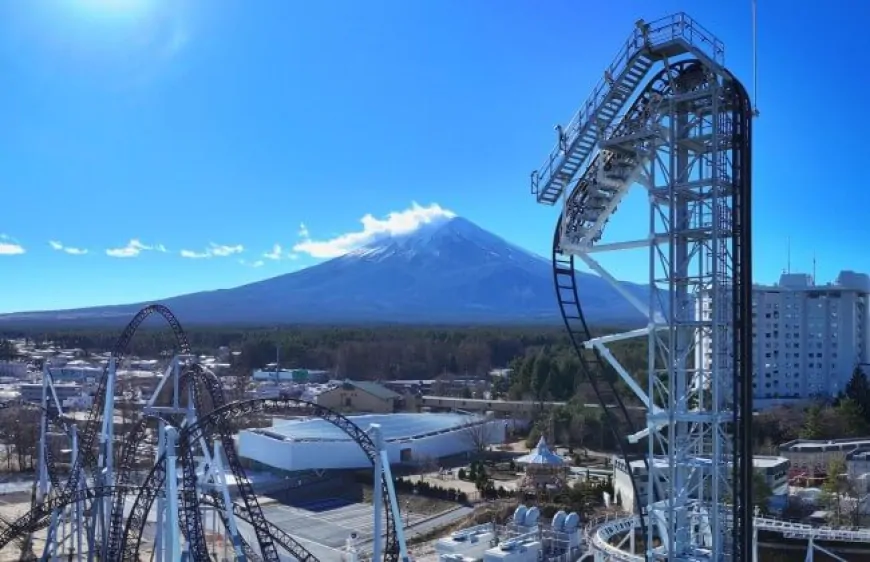 富士急ハイランド: スリル満点のテーマパーク