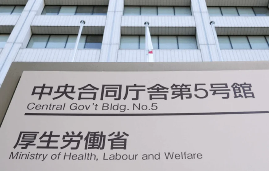 Deny Visa renewal for foreigners who don’t pay national health insurance